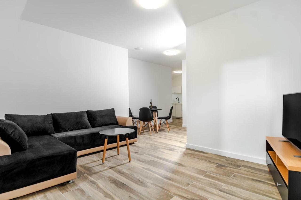 Apartments Mijo Dugi Rat Eksteriør bilde